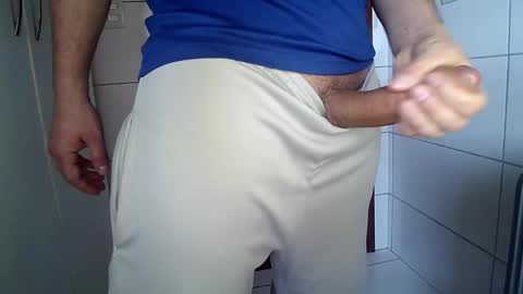 thomaz__ online show from September 10, 6:20 pm