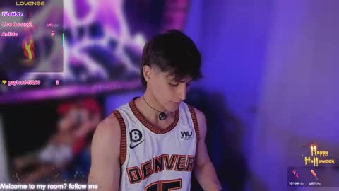 Thom Klein online show from October 17, 7:07 pm