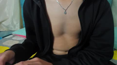  thommy comp online show from March 1, 10:55 am