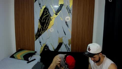 thomson_hot01 online show from November 22, 6:01 am