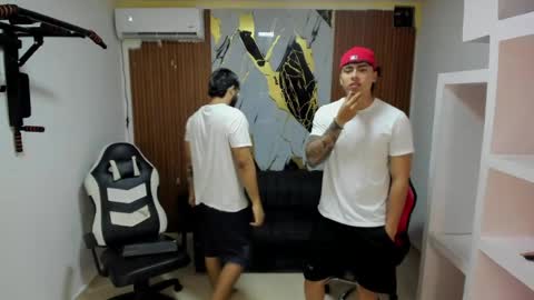 thomson_hot01 online show from March 22, 5:11 am