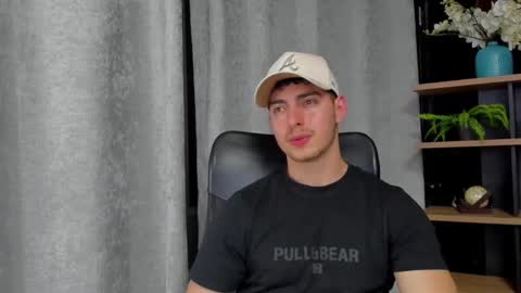 thomylov online show from February 11, 2:14 am