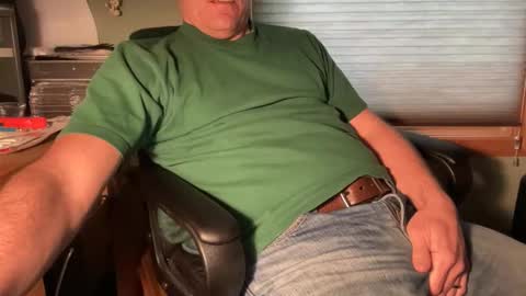 thongguy 2021 online show from May 18, 11:33 pm