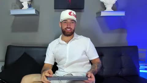 evans online show from October 16, 2:33 am