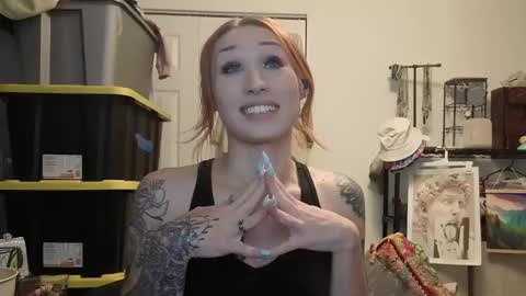 thornsandhoney online show from May 22, 2:29 am