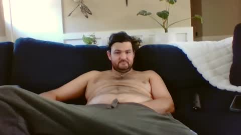 Make me explode please... online show from January 17, 5:51 pm