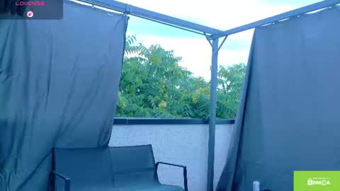 tia_j online show from June 20, 11:16 am