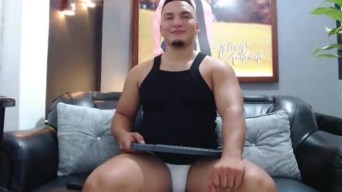 tiago andrade online show from October 28, 3:07 am