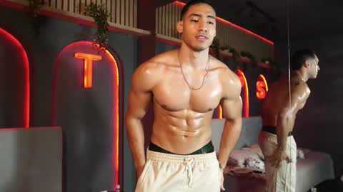 Tian Brooks online show from March 8, 3:21 am