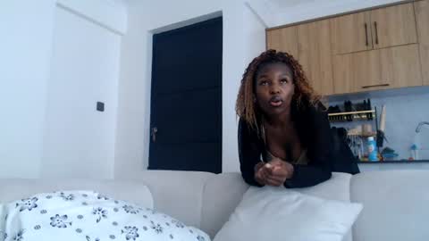 tiana_kay online show from June 21, 1:28 pm