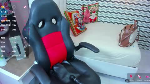 tianapiket online show from December 4, 12:05 pm