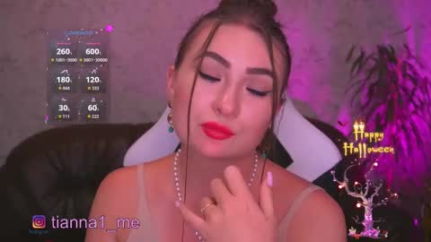 tianna_me online show from October 31, 6:52 pm