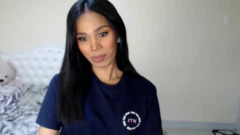 tiara online show from November 12, 8:16 am