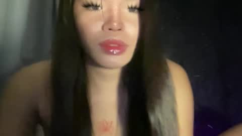 Ms. Tiara online show from December 4, 5:23 pm