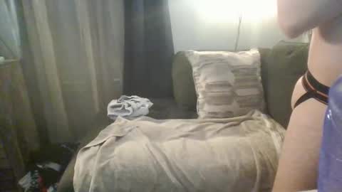 Snapshot of tiberiusblu chatting on March 3, 6:37 am tiberiusblu online show from March 3, 6:37 am