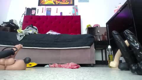 Tifanny Nails  online show from September 16, 1:02 pm