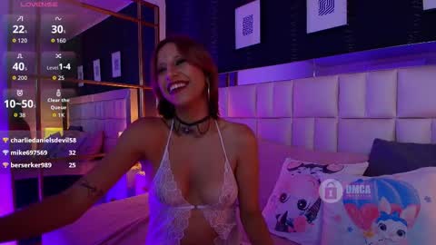 Stefany online show from December 4, 9:25 pm