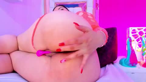 Karolina online show from October 17, 8:35 pm