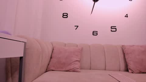 TIFANNY LOPEZ online show from December 20, 2:41 am