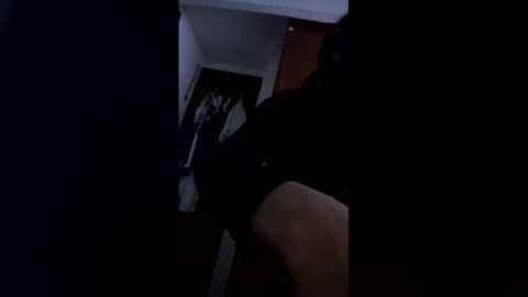 tifanyfem online show from December 22, 7:48 am