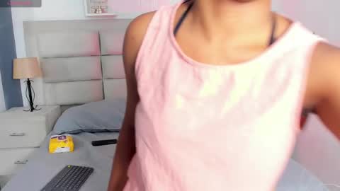 Snapshot of tifanytaylor1_ chatting on February 17, 4:53 am TIFF online show from February 17, 4:53 am