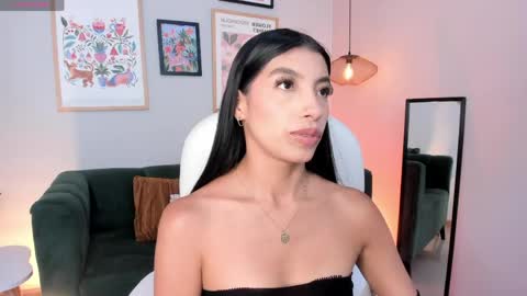 tiffany_low online show from May 14, 4:27 pm