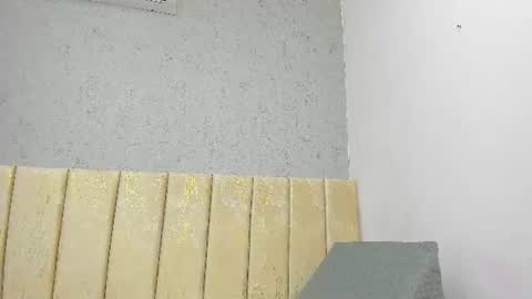 tiffany_mendez online show from July 26, 12:25 pm