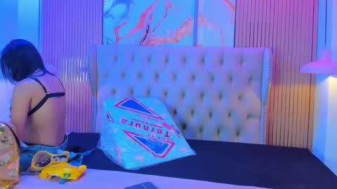 Tiffany online show from April 13, 7:18 pm