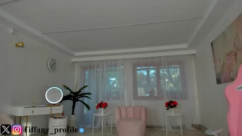 Tiffany Houston online show from October 22, 5:43 am