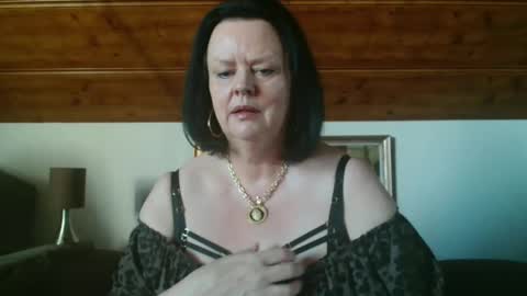 TiffanyMature online show from September 27, 8:12 am