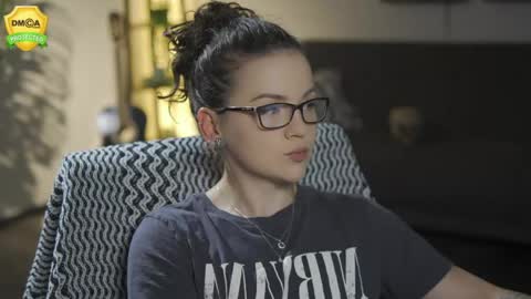 tiffanyriox online show from June 8, 11:38 pm