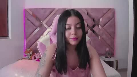 Ana online show from July 5, 3:52 pm