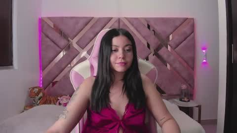 Ana online show from July 30, 7:03 pm