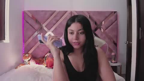 Ana online show from June 25, 4:01 pm