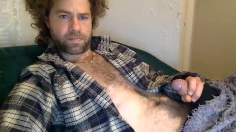 Snapshot of tigerzaddy chatting on January 2, 2:13 pm tigerzaddy online show from January 2, 2:13 pm