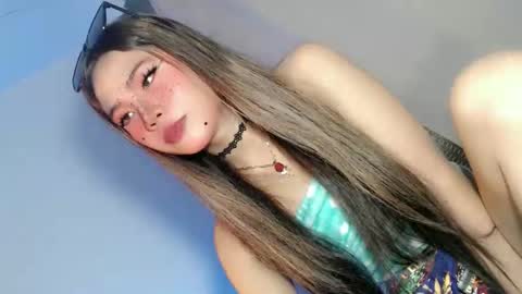 tight_elliana online show from January 16, 11:36 pm