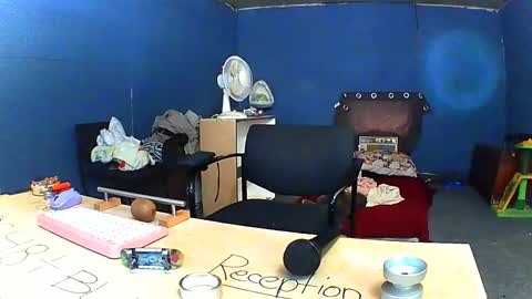 tightscreenz420 online show from January 31, 7:11 pm