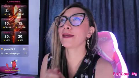 TILA TEQUILA online show from September 17, 3:04 pm