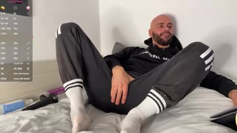 Tim Beard online show from December 4, 8:52 pm