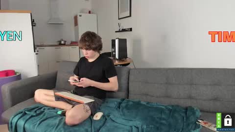 Snapshot of tim_milll chatting on October 30, 8:09 pm Tim online show from October 30, 8:09 pm