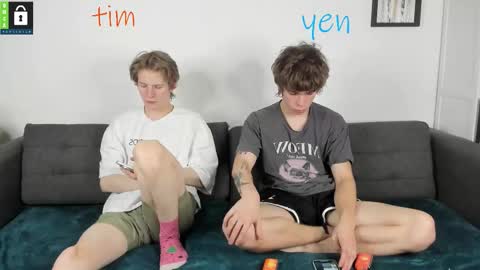 Snapshot of tim_milll chatting on September 19, 7:50 pm Tim online show from September 19, 7:50 pm