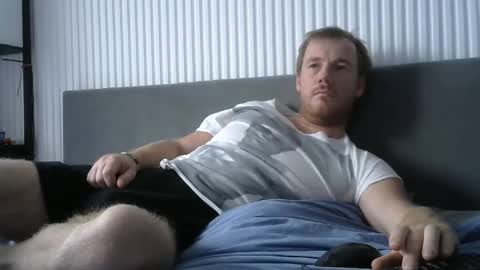 Snapshot of timajinpuzan chatting on February 17, 10:07 am timajinpuzan online show from February 17, 10:07 am