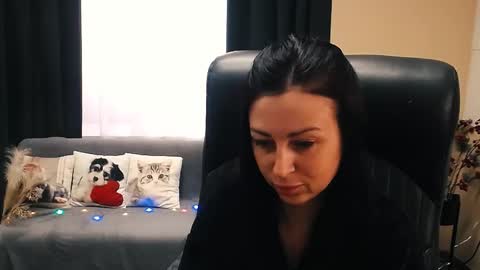 Snapshot of timeparadice chatting on October 23, 7:43 am Luisa online show from October 23, 7:43 am