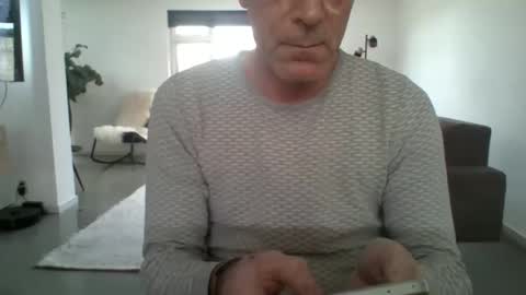 times20 online show from April 3, 12:23 pm