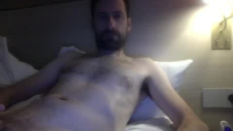itsjustashotaway online show from May 18, 8:48 pm
