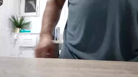timfeet821371 online show from May 29, 8:23 am