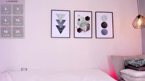 Tina online show from November 25, 11:20 am