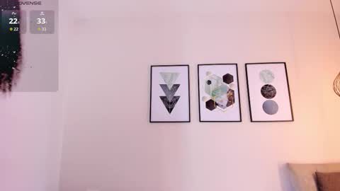 Tina online show from November 23, 7:34 pm