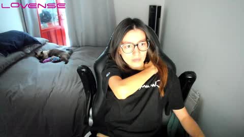 Tina online show from January 7, 6:24 pm