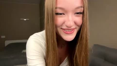 Leila online show from June 28, 3:52 pm